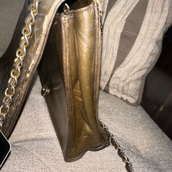 Chanel Crossbody - Picture 4 of 4